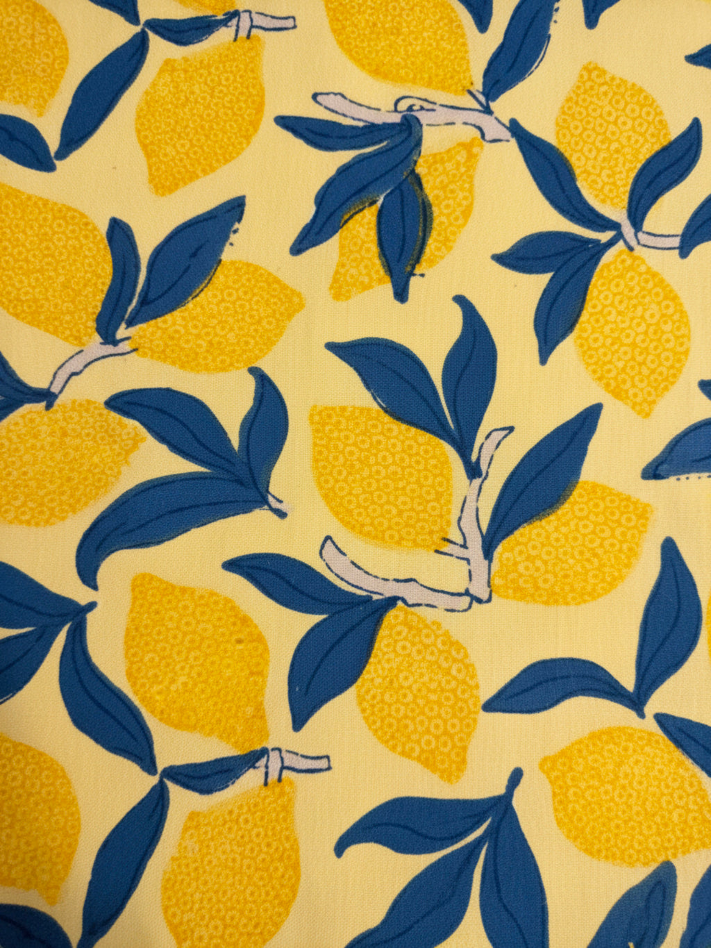 LEMON TREE TABLE RUNNER